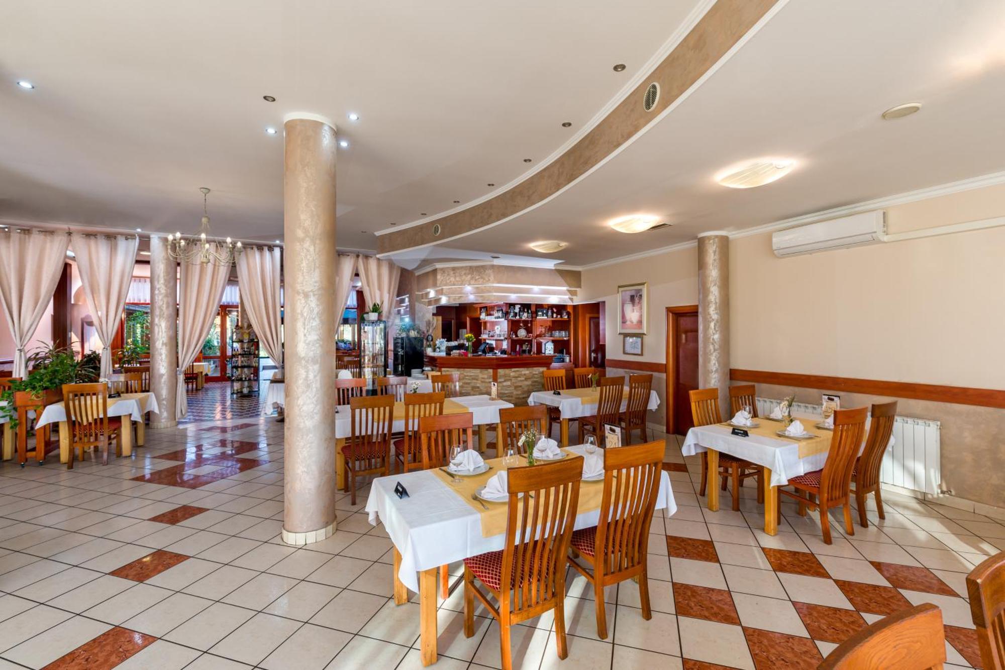 B&B Restoran Bosiljevo المظهر الخارجي الصورة